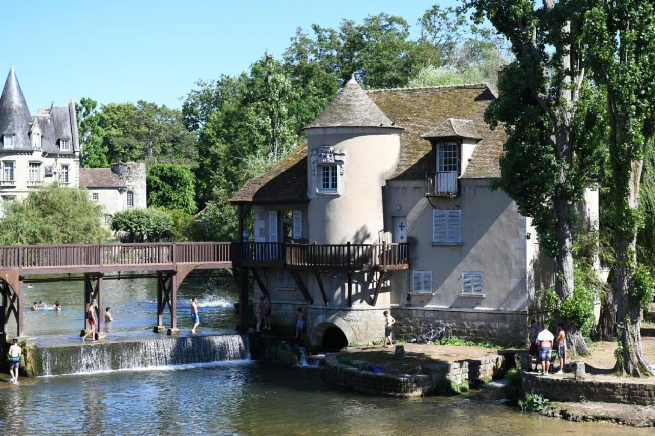 Chez Mia Apartment Moret-sur-Loing Exterior photo